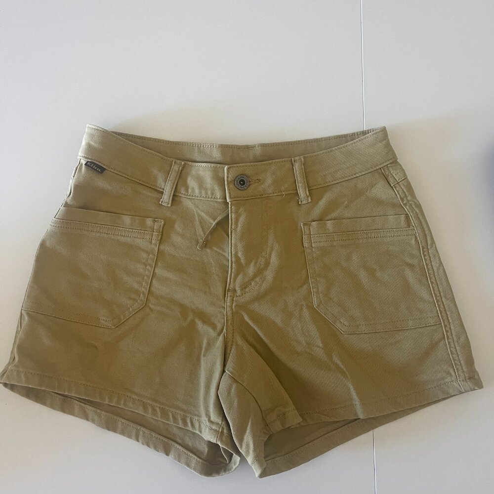 Women's Khul Kontour Short, color honey, size 6 Excellent condition